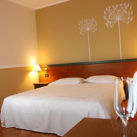 Domus Grand Hotel Rende Zewnętrze zdjęcie