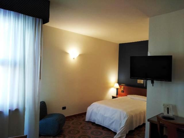 Domus Grand Hotel Rende Zewnętrze zdjęcie