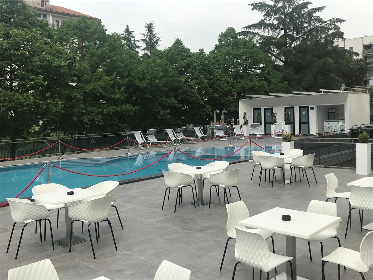 Domus Grand Hotel Rende Zewnętrze zdjęcie